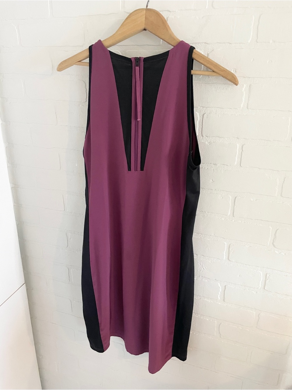 Smartwool Gorpcore Merino Panel Athletic Mini Dress Berry Black Sz M - Picture 10 of 16